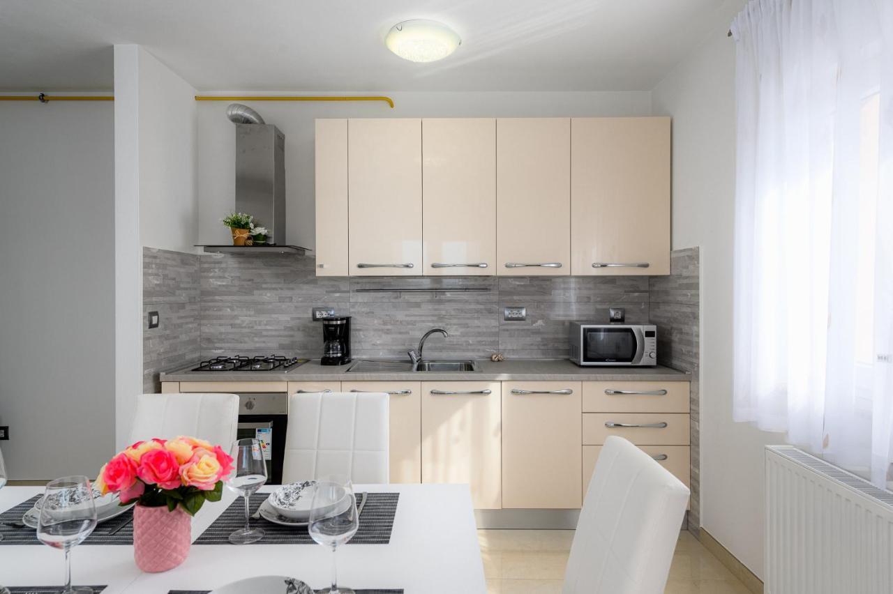 Stancija Amoroso Porec Apartments Ngoại thất bức ảnh