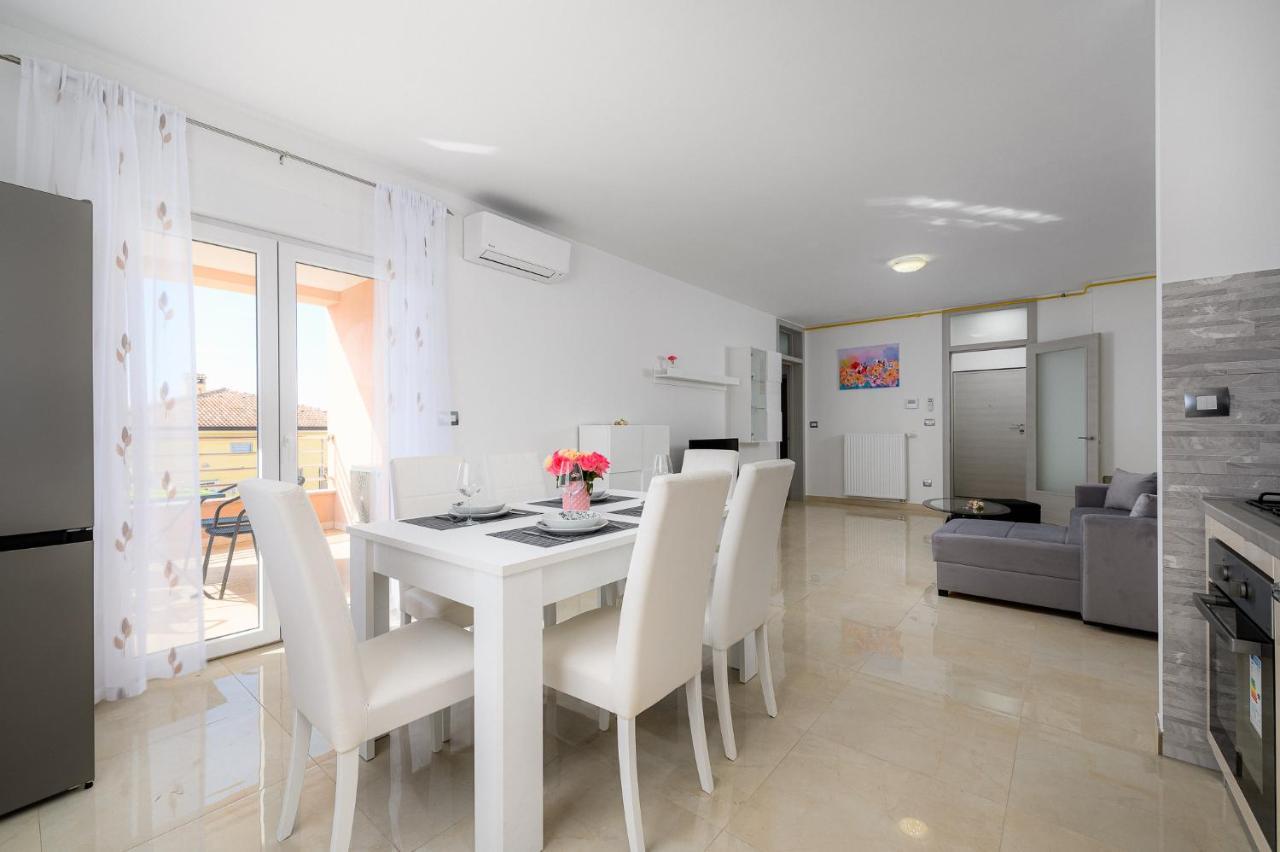 Stancija Amoroso Porec Apartments Ngoại thất bức ảnh
