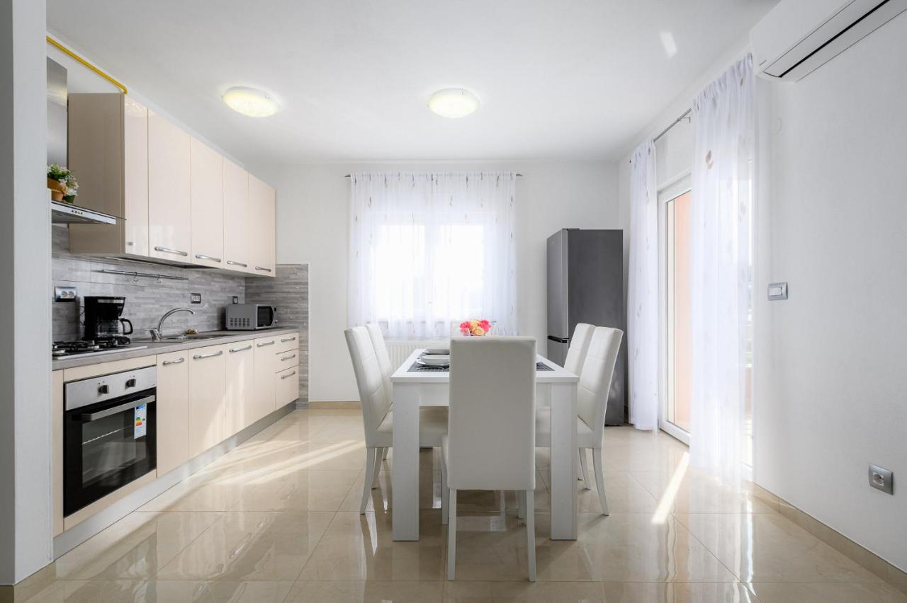 Stancija Amoroso Porec Apartments Ngoại thất bức ảnh