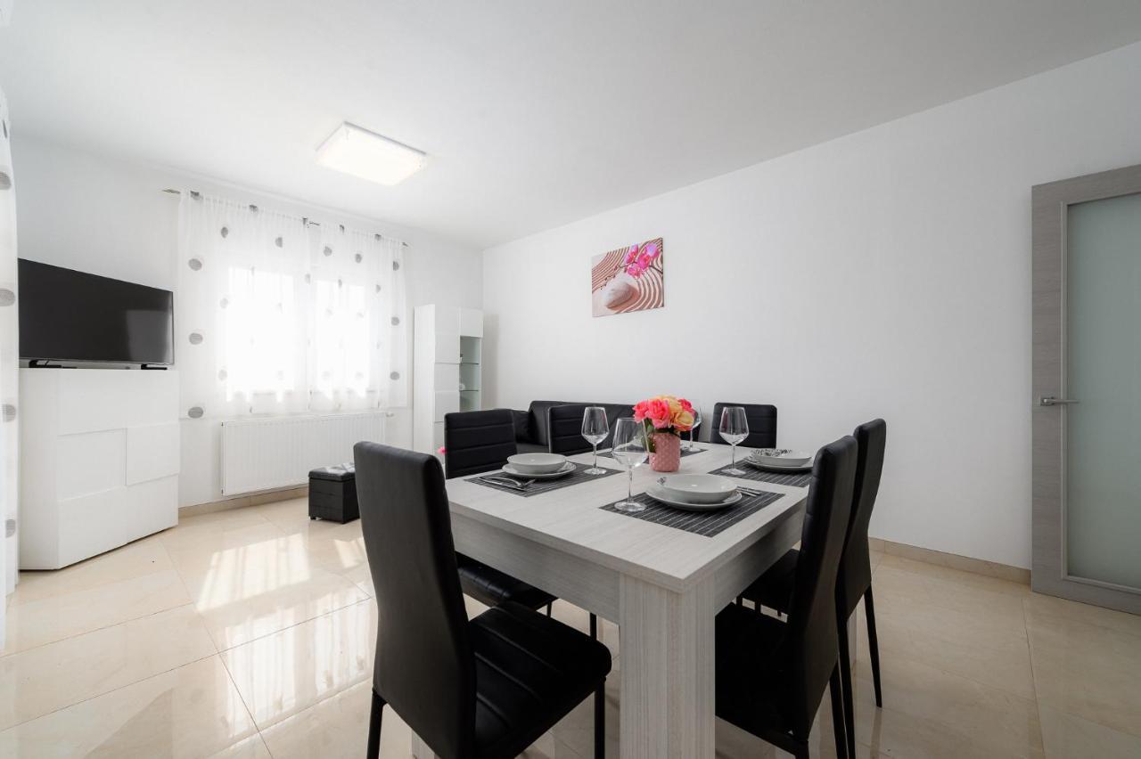 Stancija Amoroso Porec Apartments Ngoại thất bức ảnh
