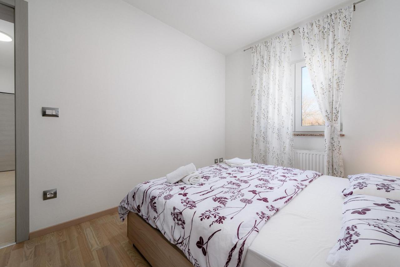 Stancija Amoroso Porec Apartments Ngoại thất bức ảnh