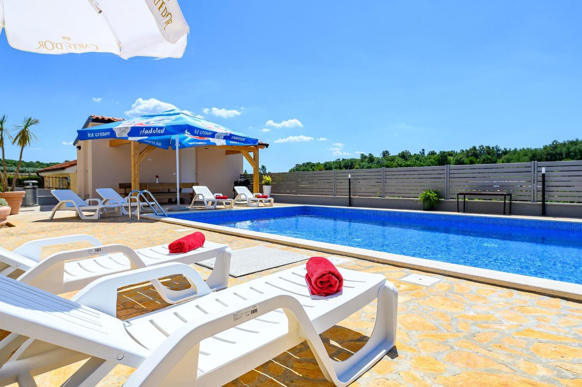 Stancija Amoroso Porec Apartments Ngoại thất bức ảnh